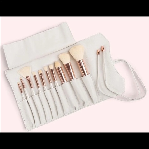 La Beauté Soi - makeup brush set - Picture 2 of 9